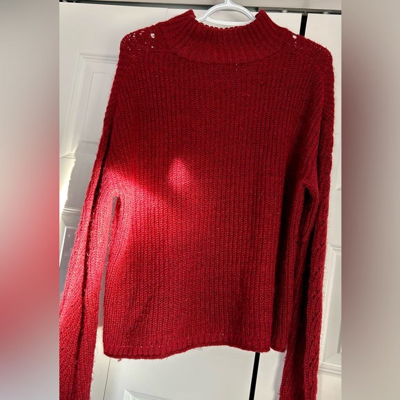 Thick Knit Red Sweater - Picture 2 of 3